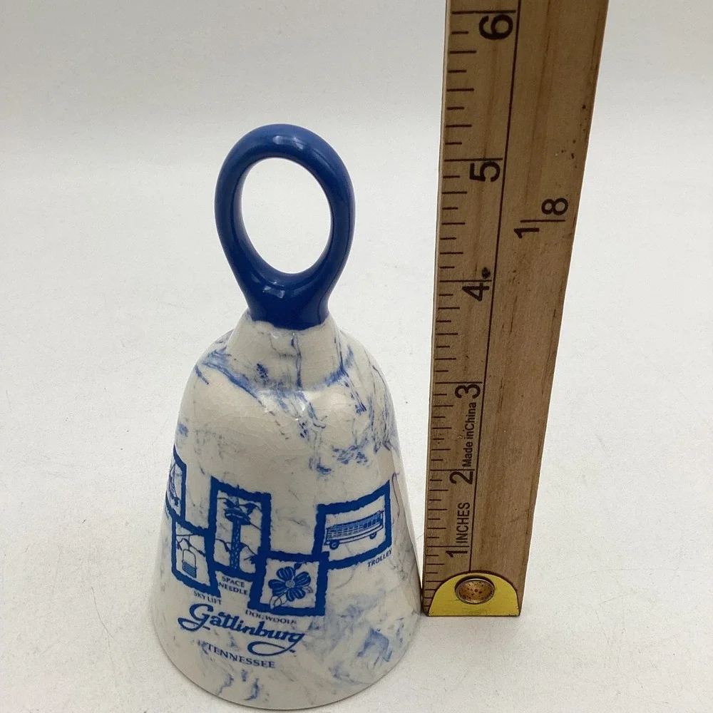 Vintage Gatlinburg Tennessee Souvenir Bell Blue White‎ Marble Ceramic